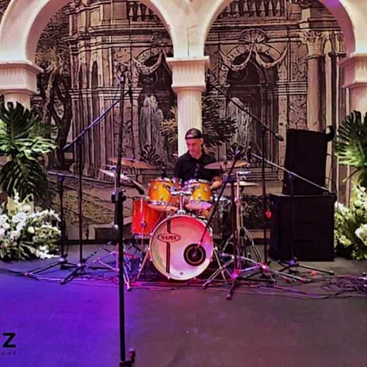 Profesyonel DJ ve Ses & Işık Kiralama Hizmetleri | Ogzsound